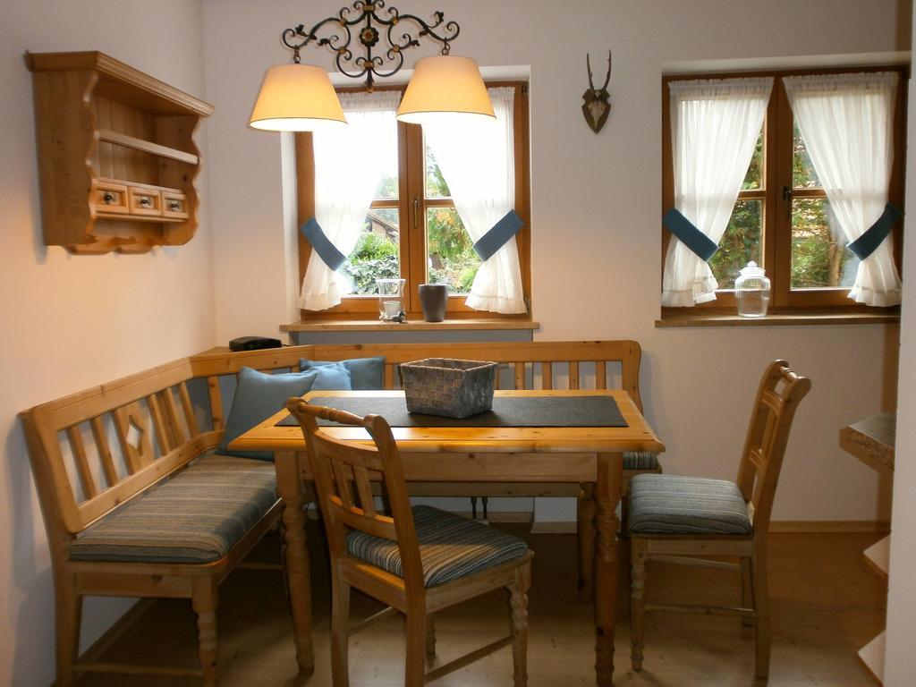 Alpenresidenz Chiemgau Apartment Schleching Room photo